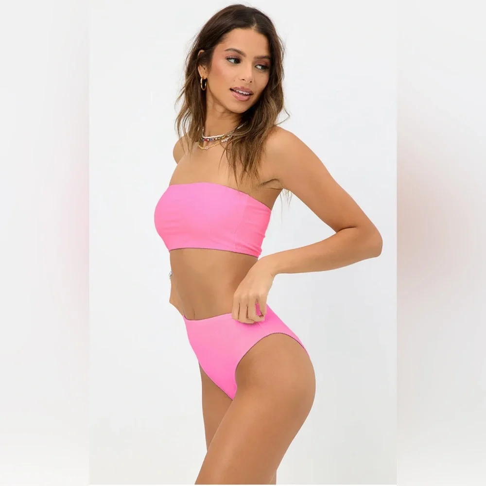 Frankie’s Bikini’s Jenna Ribbed Bandeau Bikini Top in Cherub (Pink) sz S
